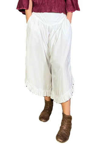 Renaissance pants with pockets white